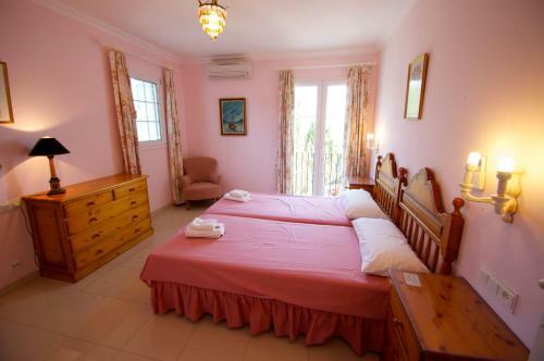 Cala Galdana Villa Sleeps 8 Pool Wifi