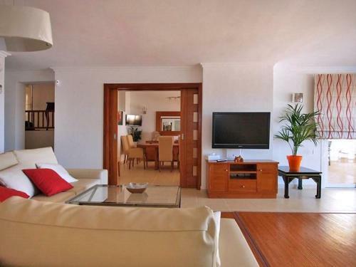 Cala Tarida Villa Sleeps 12 Pool Air Con Wifi
