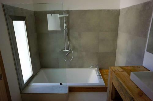 Cala Tarida Villa Sleeps 12 Pool Air Con Wifi