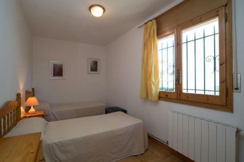 Calella De Palafrugell Apartment Sleeps 6 Pool