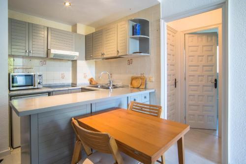Calella De Palafrugell Apartment Sleeps 4