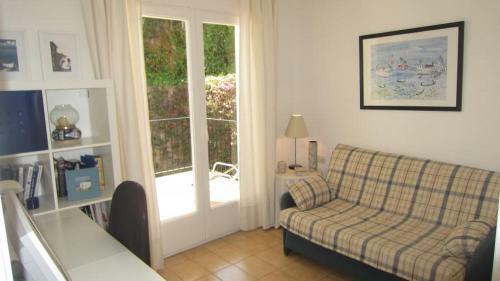 Calella De Palafrugell Apartment Sleeps 4