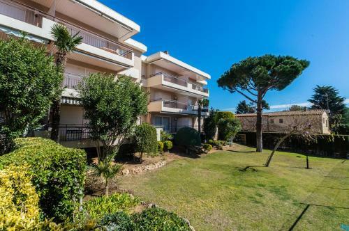 Calella De Palafrugell Apartment Sleeps 6 Pool