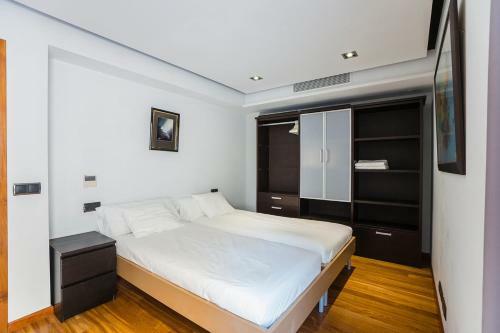 Alcanada Villa Sleeps 10 Pool Air Con Wifi