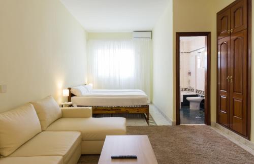 Apartamento Hotel La Palmera