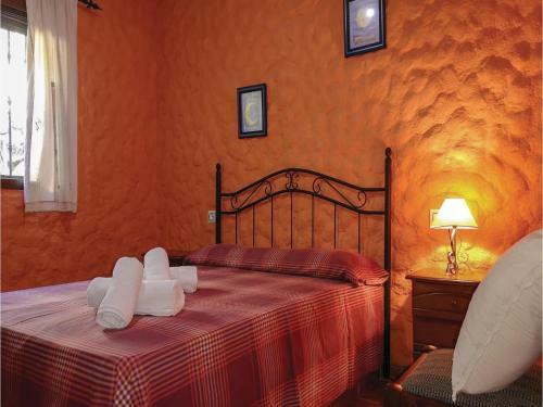 Three-bedroom Holiday Home In Algatocin