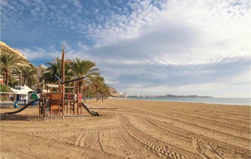 Three-bedroom Apartment In Alicante