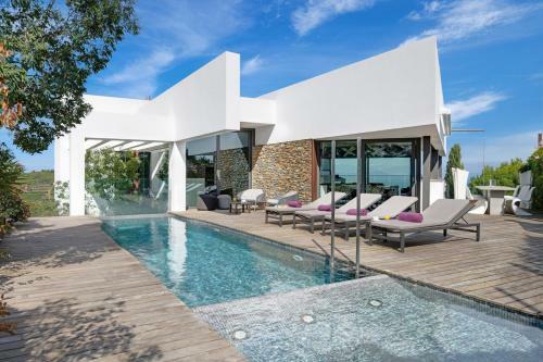Begur Villa Sleeps 8 Pool Air Con Wifi