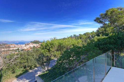 Begur Villa Sleeps 8 Pool Air Con Wifi