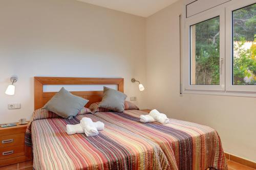 Begur Villa Sleeps 8 Pool Wifi