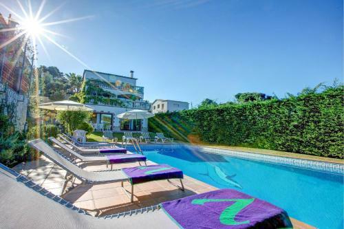 Begur Villa Sleeps 12 Pool Wifi