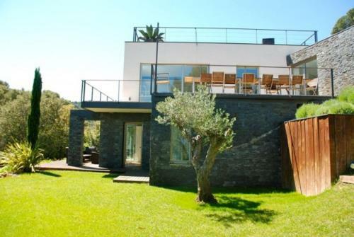 Begur Villa Sleeps 8 Pool Air Con Wifi