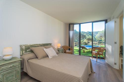 Begur Apartment Sleeps 2 Pool