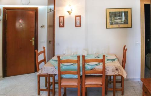 Two-bedroom Apartment In Benalmadena