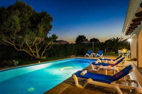 Binibequer Vell Villa Sleeps 6 Pool Air Con Wifi