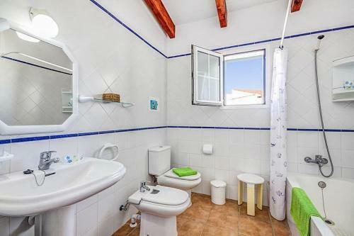 Binibequer Vell Villa Sleeps 6 Pool Air Con Wifi