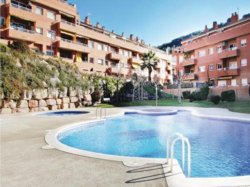 Three-bedroom Apartment In Blanes