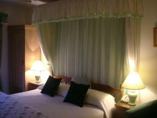Hostal The Coach House