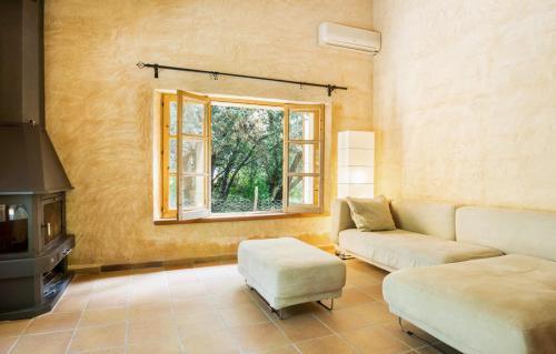 Ullaro Villa Sleeps 6 Pool Air Con Wifi