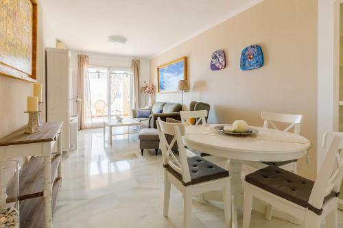 Apartamento A&n Baviera Hoyo 4