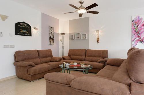 Calpe Villa Sleeps 10 Pool Air Con Wifi