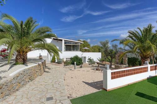 Calpe Villa Sleeps 10 Pool Air Con Wifi