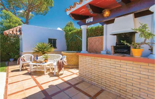 Five-bedroom Holiday Home In Carmona