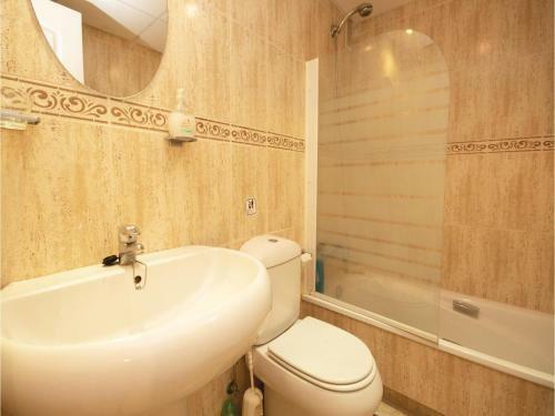 Three-bedroom Apartment In Puerto De La Duquesa