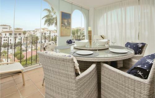 Three-bedroom Apartment In Puerto De La Duquesa