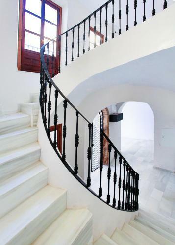 Hostal Oyo Apartamentos Leiva