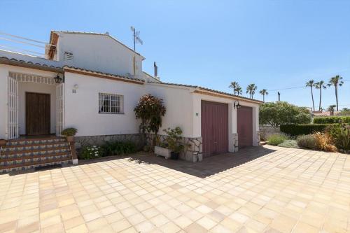 Denia Villa Sleeps 6 Pool Air Con Wifi