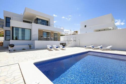 Vila-real Villa Sleeps 6 Pool Air Con Wifi