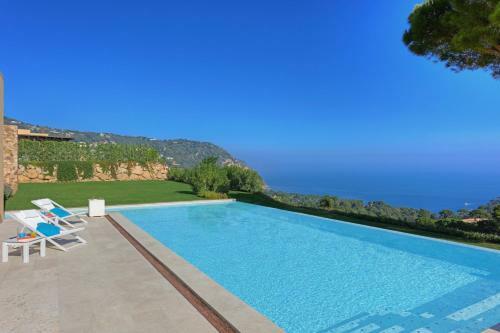 Fornells De La Selva Villa Sleeps 10 Pool Air Con