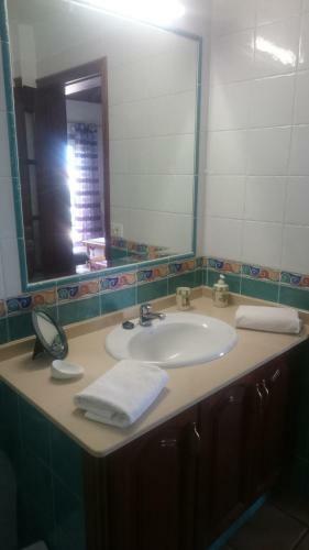 Apartamentos Casas Col�n