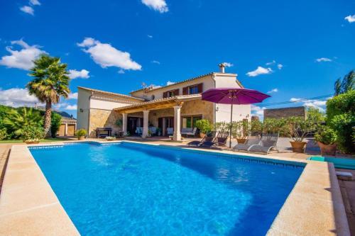 Inca Villa Sleeps 8 Pool Air Con Wifi