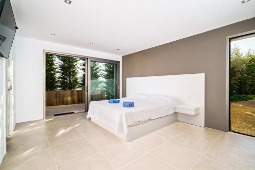 Xabia Villa Sleeps 8 Pool Air Con Wifi
