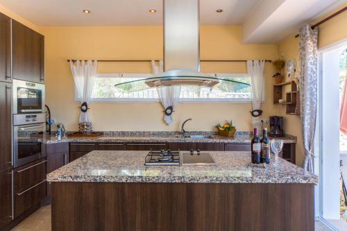 La Canuta Villa Sleeps 8 Pool Air Con Wifi