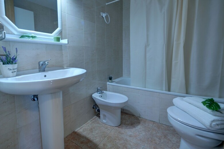 Apartamento Los Juncos Justoliver Holidays