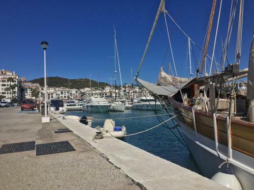 Apartamento Residencial Duquesa 2239