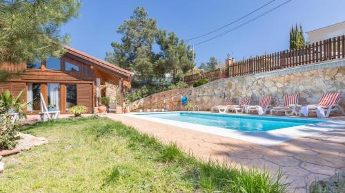 Lloret De Mar Villa Sleeps 7