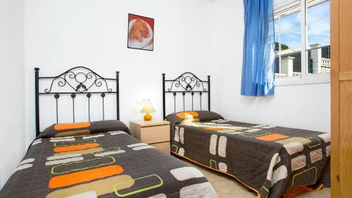 Lloret De Mar Villa Sleeps 8