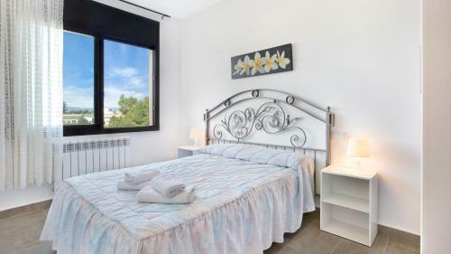 Lloret De Mar Villa Sleeps 8