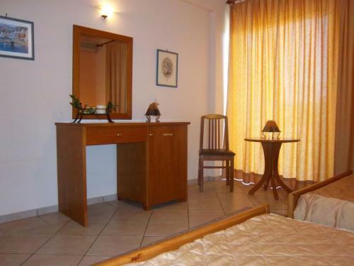 Iria Beach Hotel