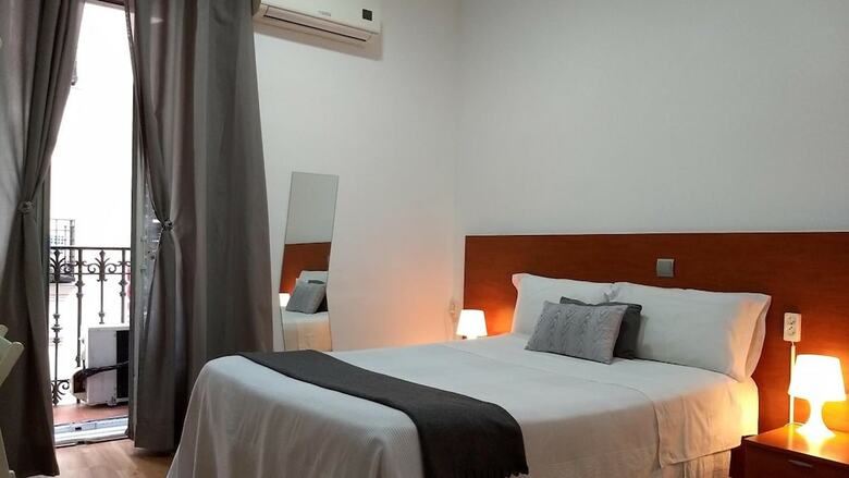Hostal Cervantes