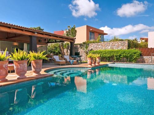 Maspalomas Villa Sleeps 6 Pool Air Con Wifi