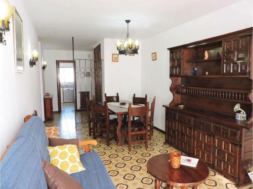 Two-bedroom Apartment In Miami Platja