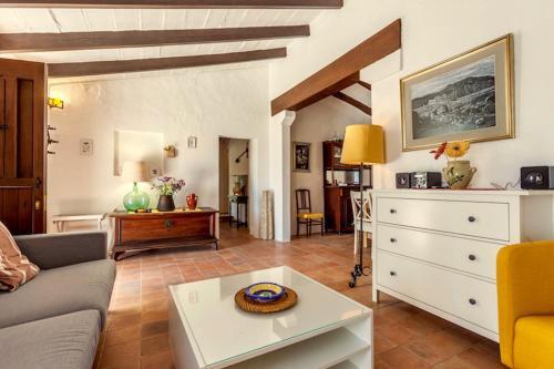 Pollenca Villa Sleeps 4 Pool Air Con Wifi