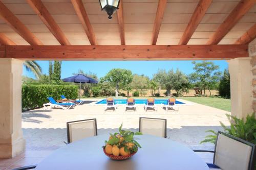 Pollenca Villa Sleeps 6 Pool Wifi