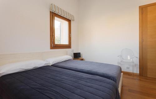 Pollenca Villa Sleeps 8 Pool Air Con Wifi