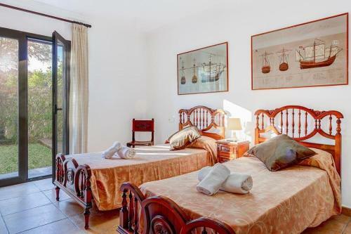 Pollenca Villa Sleeps 5 Pool Air Con Wifi